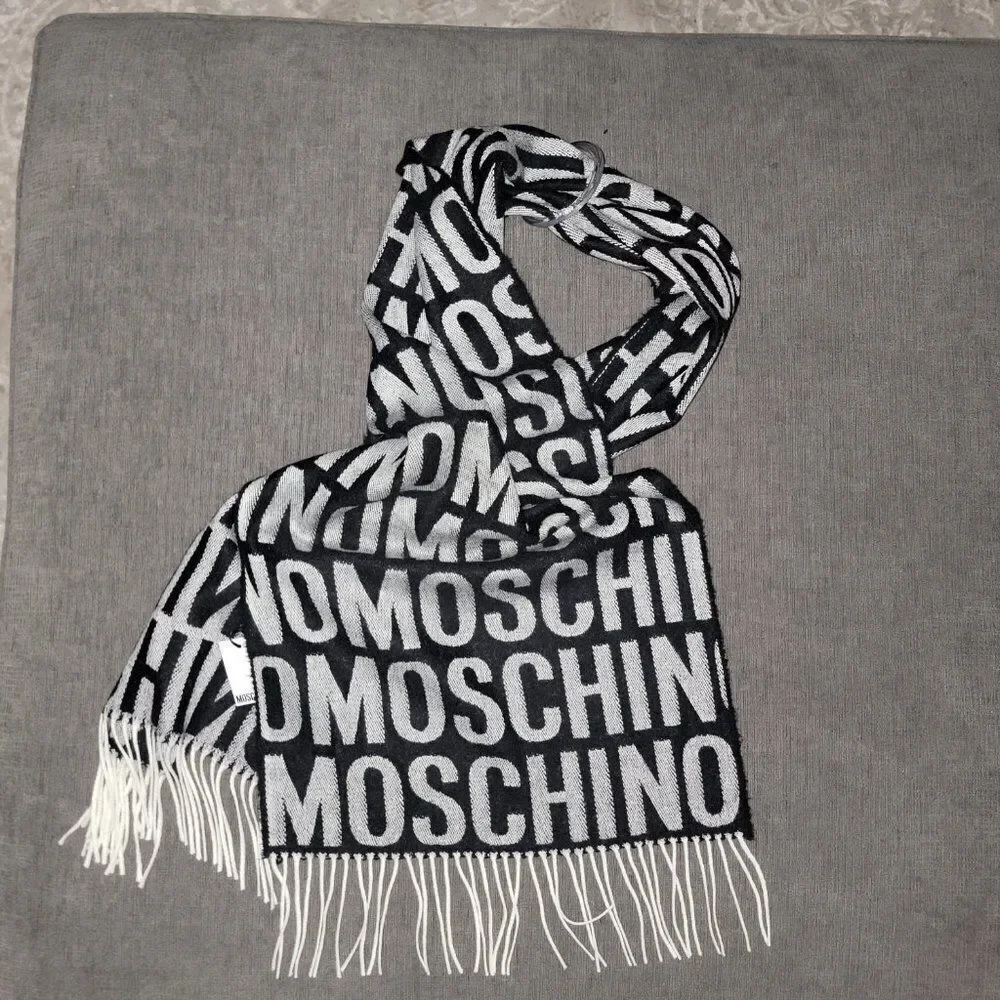 Moschino Men's Black & Grey Shawl Stole Wool Winter Scarf